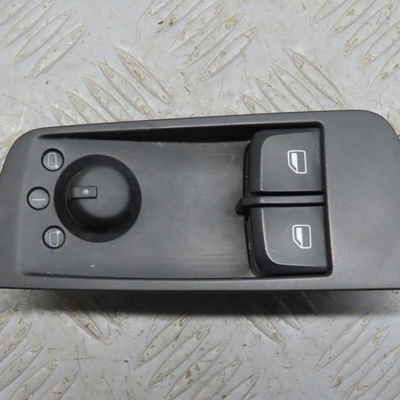 Commande lève-glace porte avant gauche Audi A1 (8X1, 8XK) 1.2 tfsi (2010-2015)