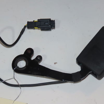 Ancrage ceinture arrière droit Citroën C4 GRAND PICASSO I (UA_) 1.6 hdi 110 (2010-2013)