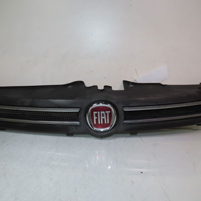 Calandre Fiat PANDA (169_) 1.3 d multijet (169.axc1a) (2003) 5 portes