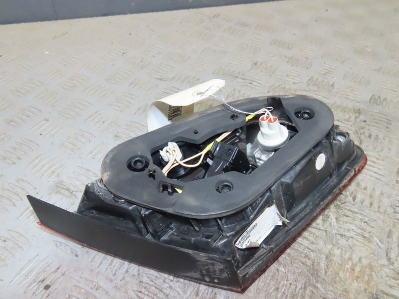 Feu arrière intérieur droit Opel ASTRA J GTC 1.4 (08) (2011-2015)