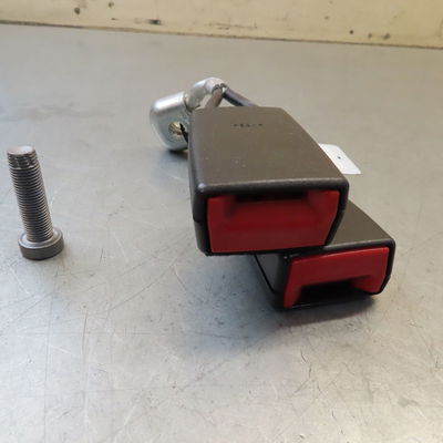 Ancrage ceinture arrière gauche Seat IBIZA IV (6J5, 6P1) 1.6 tdi (2009-2015)
