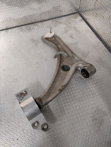 Triangle inf avg Volkswagen PASSAT B6 Variant (3C5) 3.2 fsi 4motion (2005-2010)