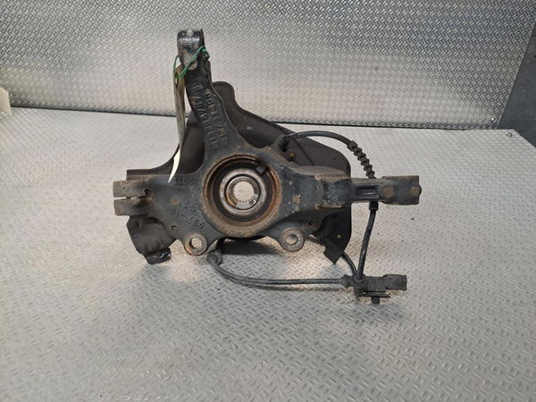 Fusee avg Opel CORSA E (X15) 1.4 (08, 68) (2014)