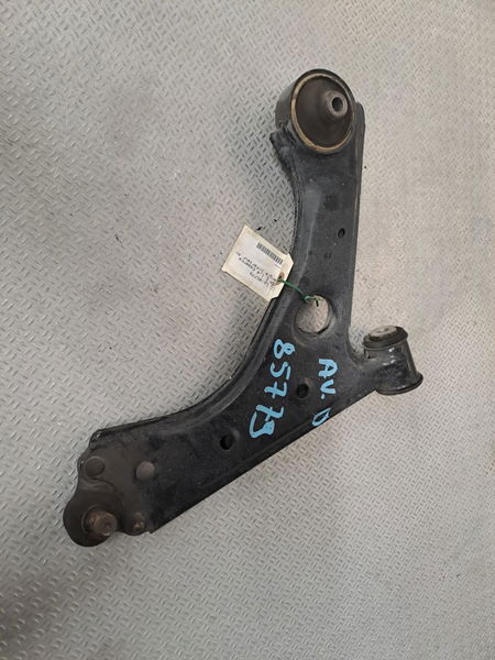 Triangle inf avd Opel CORSA E (X15) 1.4 (08, 68) (2014)