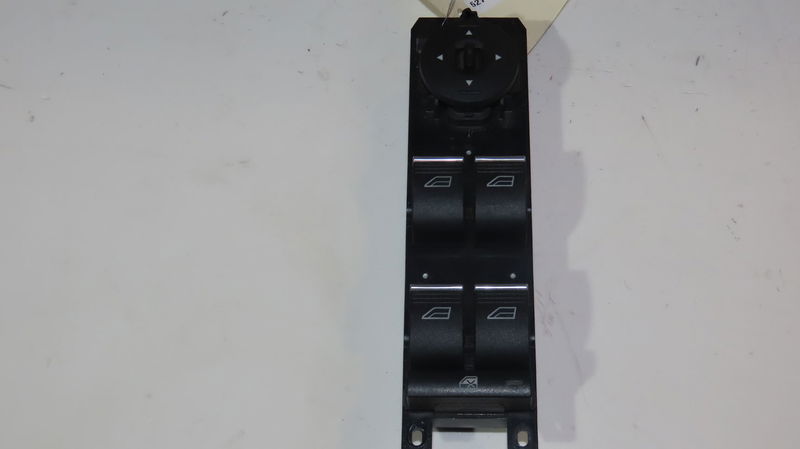 Commande lève-glace porte avant gauche Ford B-MAX (JK) 1.6 ti (2012)