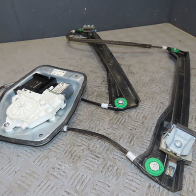Mecanisme  moteur lève-glace avant droit Volkswagen GOLF V Variant (1K5) 1.9 tdi (2007-2009)