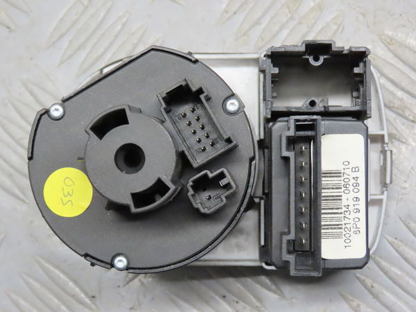 Interrupteur commande de phares Audi A1 (8X1, 8XK) 1.2 tfsi (2010-2015)