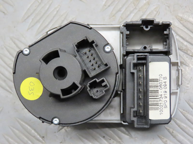 Interrupteur commande de phares Audi A1 (8X1, 8XK) 1.2 tfsi (2010-2015)