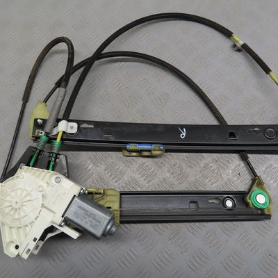 Mecanisme  moteur lève-glace avant droit Audi A1 (8X1, 8XK) 1.2 tfsi (2010-2015)