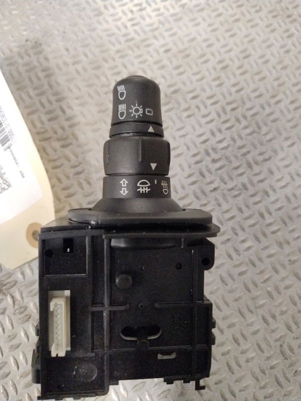 Commande eclairage Renault SCÉNIC II (JM0-1_) 1.5 dci (jm1e, jm16) (2005-2008) 5 portes