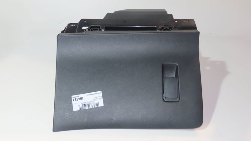 Boite à gants Peugeot 208 II (UB_, UP_, UW_, UJ_) 1.2 puretech 75 (2019)