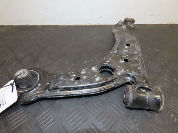 Triangle inf avd Fiat BRAVO II (198_) 1.9 d multijet (198axc1b) (2007-2014)