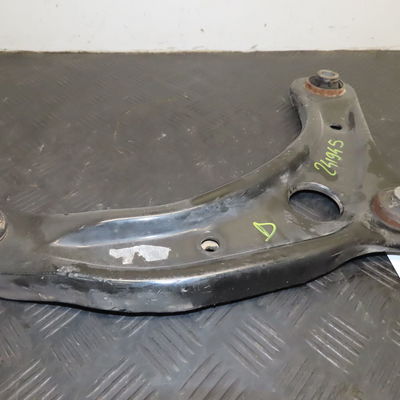 Triangle inf avd Nissan MICRA V (K14) 1.0 ig-t (2021)