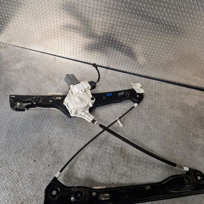 Mecanisme  moteur lève-glace avant droit Bmw 3 (E90) 320 d (2004-2011)