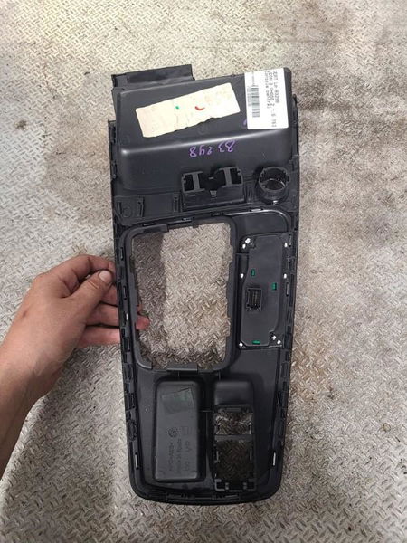 Console Seat LEON (5F1) 1.5 tsi (2018-2020)