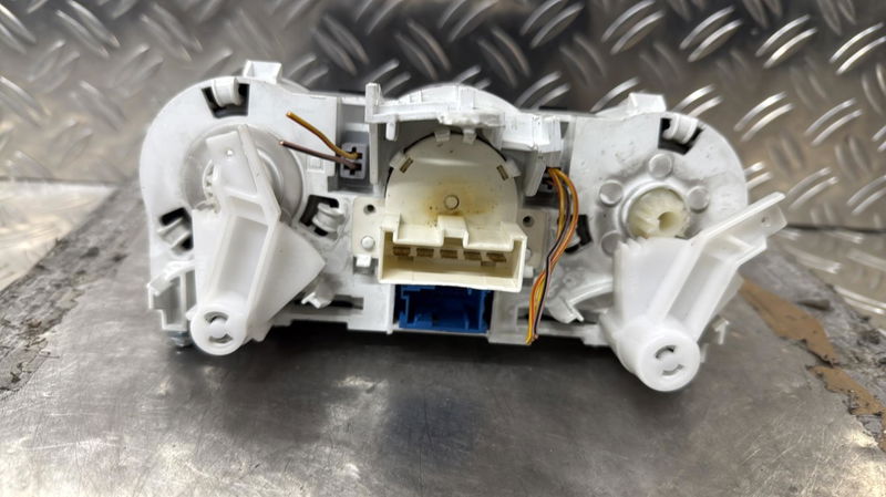 Commande de chauffage Opel CORSA D (S07) 1.3 cdti (l08, l68) (2006-2014) 5 portes