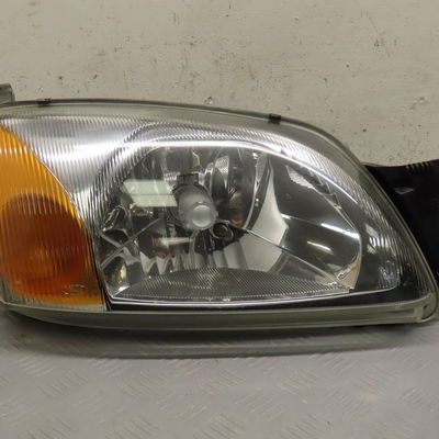 Phare droit Ford FIESTA IV (JA_, JB_) 1.25 i 16v (1995-2002) 5 portes