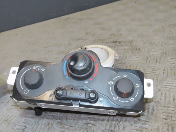 Commande de chauffage Renault KANGOO Express (FW0-1_) 1.5 dci 75 (fw07, fw10, fw04) (2010) 4 portes