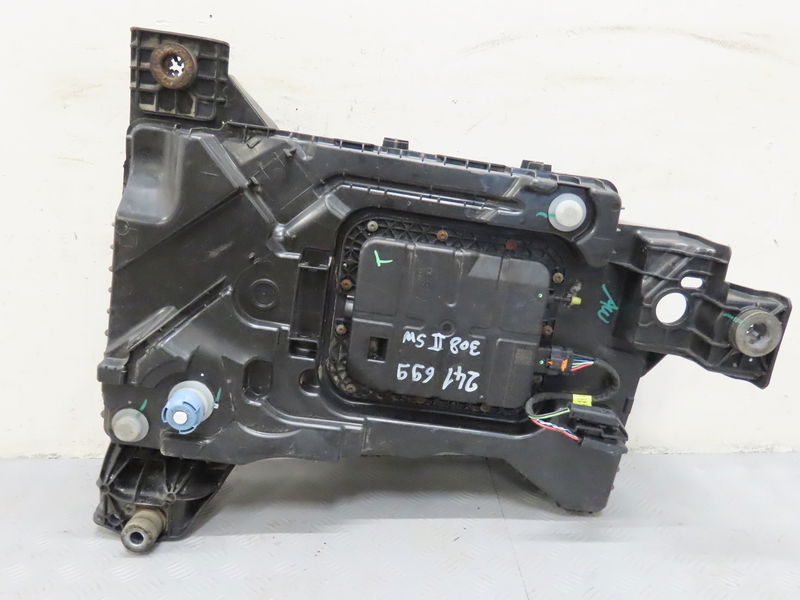 Reservoir fap Peugeot 308 SW II (LC_, LJ_, LR_, LX_, L4_) 1.6 bluehdi 100 (2014-2021)