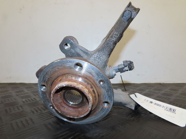 Fusee avg OPEL CORSA VI