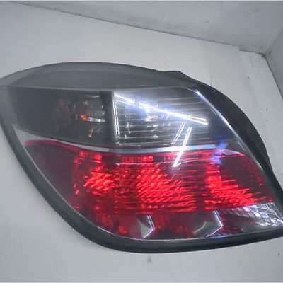 Feu arrière gauche Opel ASTRA H GTC (A04) 1.7 cdti (l08) (2005-2010)