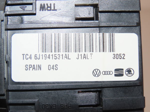 Interrupteur commande de phares Seat IBIZA IV (6J5, 6P1) 1.2 tdi (2010-2015)