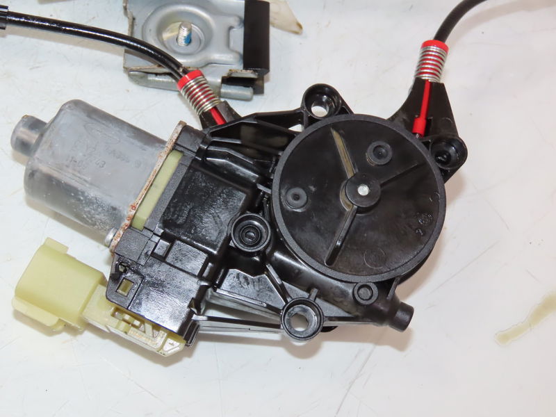 Mecanismemoteur leve-glace avg Ford FIESTA VI (CB1, CCN) 1.4 tdci (2010-2012) 3 portes
