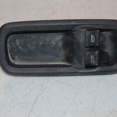 Commande lève-glace porte avant gauche Ford FIESTA VI (CB1, CCN) 1.4 tdci (2010-2012) 3 portes