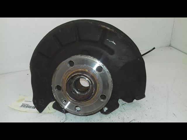 Fusee avd Audi A1 (8X1, 8XK) 1.6 tdi (2011-2015) 3 portes