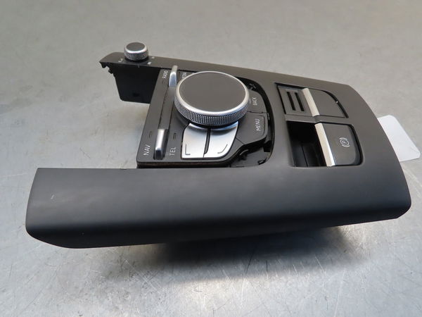 Commande autoradio Audi A3 (8V1, 8VK) 2.0 tdi (2012-2017)