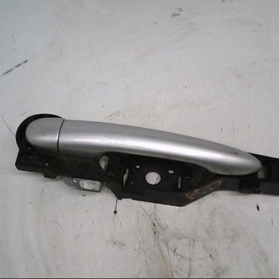 Poignee ext porte ard Renault LAGUNA III (BT0-1) 1.5 dci (bt00, bt0a, bt0t, bt1j) (2007-2015) 5 portes
