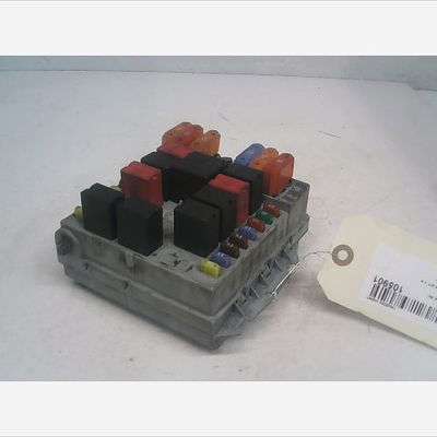 Platine fusible av Alfa romeo GT (937_) 1.9 jtd (937cxn1b) (2003-2010) 3 portes