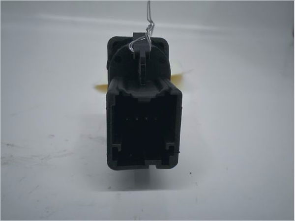 Commande lève-glace porte avant droite Ford C-MAX (DM2) 1.6 tdci (2007-2010) 5 portes