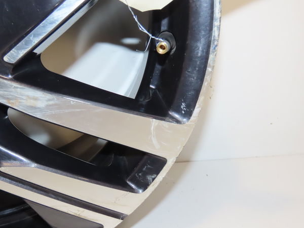 Jante aluminium Peugeot 208 II (UB_, UP_, UW_, UJ_) 1.2 puretech 100 (2019) 5 portes