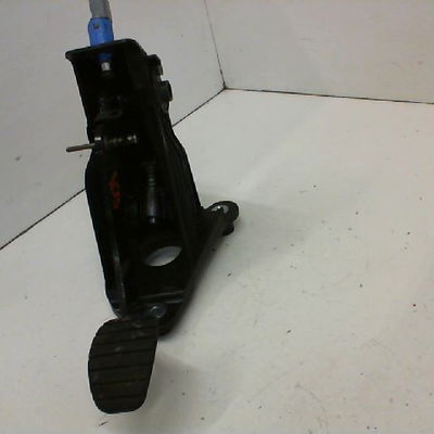 Pedale embrayage Renault LAGUNA III (BT0-1) 1.5 dci (bt00, bt0a, bt0t, bt1j) (2007-2015) 5 portes