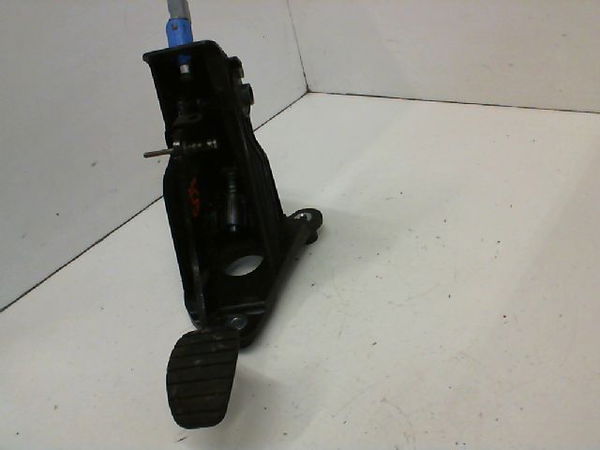 Pedale embrayage Renault LAGUNA III (BT0-1) 1.5 dci (bt00, bt0a, bt0t, bt1j) (2007-2015) 5 portes
