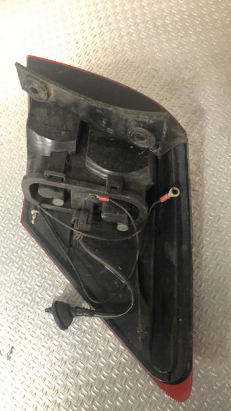 Feu arrière gauche Nissan QASHQAI - QASHQAI 2 I (J10, NJ10, JJ10E) 2.0 dci (2007-2013)