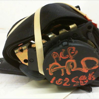 Ceinture arrière droite Volkswagen GOLF II (19E, 1G1) 1.3 (1983-1987)