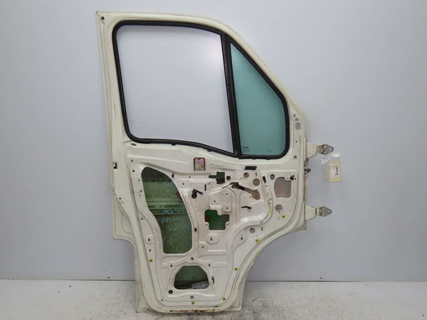 Porte avant gauche Iveco DAILY III Camionnette 35 s 13 v,35 c 13 v (1999-2007)