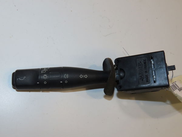 Commande clignotant Peugeot PARTNER Monospace (5_, G_) 2.0 hdi (2000-2008) 3 portes