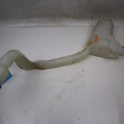 Reservoir lave-glace avant Citroën C4 CACTUS 1.6 bluehdi 100 (2014)
