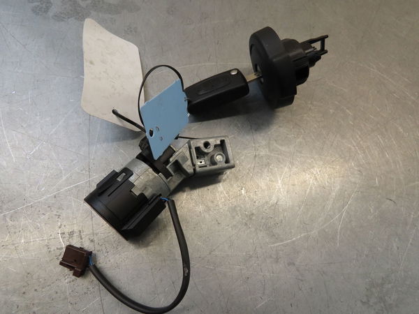 Antivol de direction Peugeot 5008 (0U_, 0E_) 1.6 hdi (2010-2017)