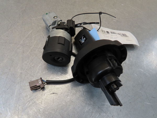 Antivol de direction Peugeot 5008 (0U_, 0E_) 1.6 hdi (2010-2017)