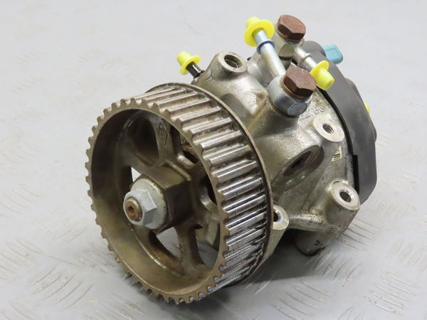 Pompe injection diesel Renault KANGOO Express (FW0-1_) 1.5 dci 75 (fw07, fw10, fw04) (2010) 4 portes