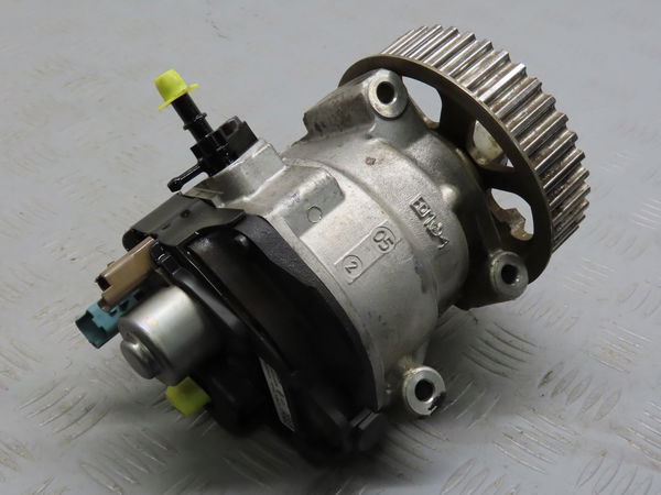 Pompe injection diesel Renault KANGOO Express (FW0-1_) 1.5 dci 75 (fw07, fw10, fw04) (2010) 4 portes