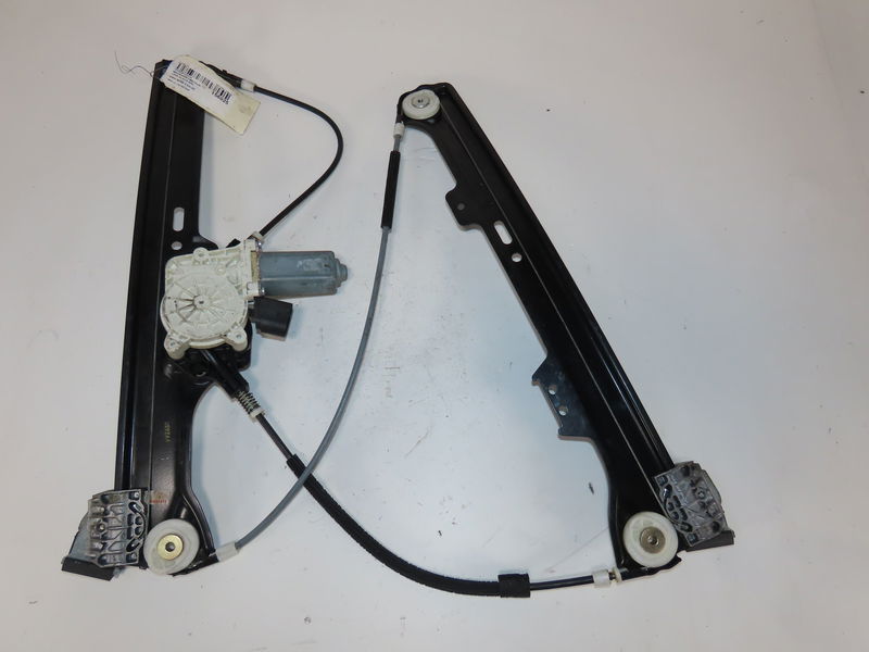 Mecanisme  moteur lève-glace avant droit Bmw 5 (E60) 530 xd (2005-2007)