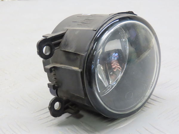 Phare antibrouillard avant droit Renault MEGANE III 3-5 portes (BZ0-1_, B3_) 1.2 tce (bz16, bz28) (2013)