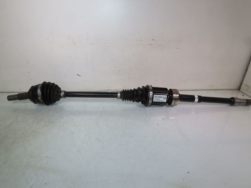 Transmission avant droite Mazda 2 (DL, DJ) 1.5 skyactiv-g (djlfs) (2014)