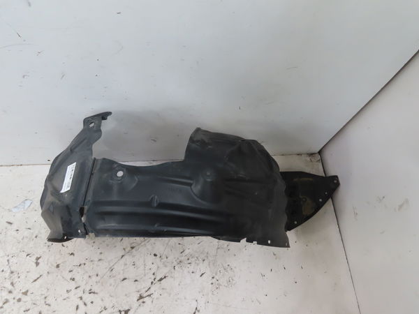 Pare-boue avant droit Mazda 2 (DL, DJ) 1.5 skyactiv-g (djlfs) (2014)