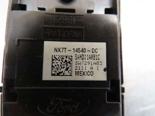 Commande lève-glace porte avant gauche Ford PUMA (J2K, CF7) 1.0 flexifuel (2021)